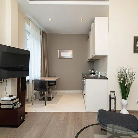 Apartment Town Hall With Jacuzzi By Urban Rent Vilnius