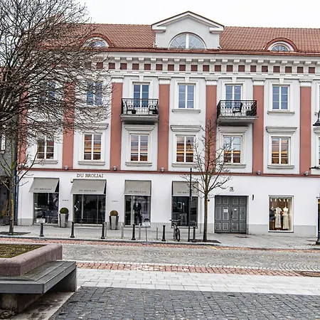 Town Hall With Jacuzzi By Urban Rent Apartment